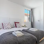 Tanoeiros 아파트 *